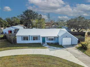 202 Mensh Ave, Sebastian, FL 32958