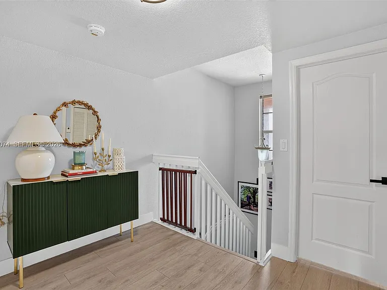 913 NW 135th Ave — Photo 10
