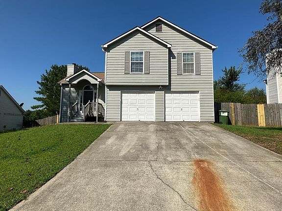 4th image of 7082 Oakwood Cir