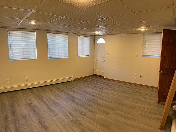 3rd image of 6001 72nd St #1