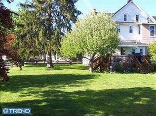 624 W Broad St, Quakertown, PA 18951