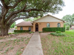 232 Merribrook Trl, Duncanville, TX 75116