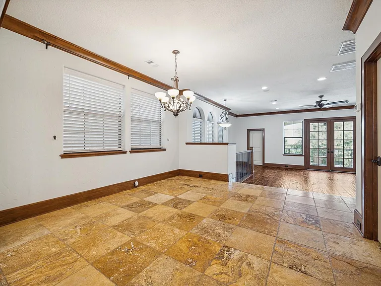 3614 Lancashire Ln — Photo 16