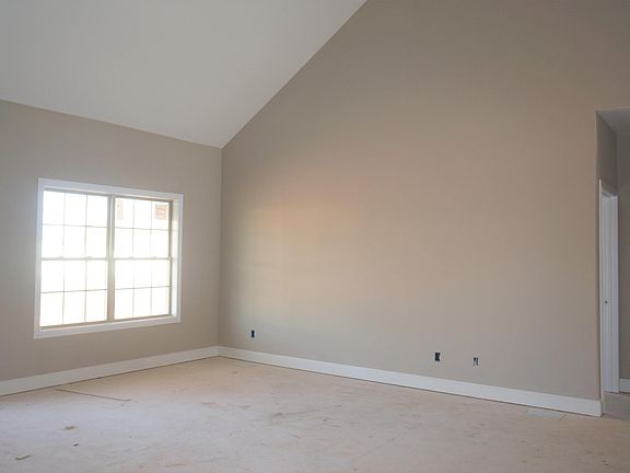 3rd image of 441 Farmington Lot 441