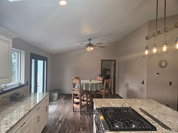 5th image of 6762 NW Larch Dr
