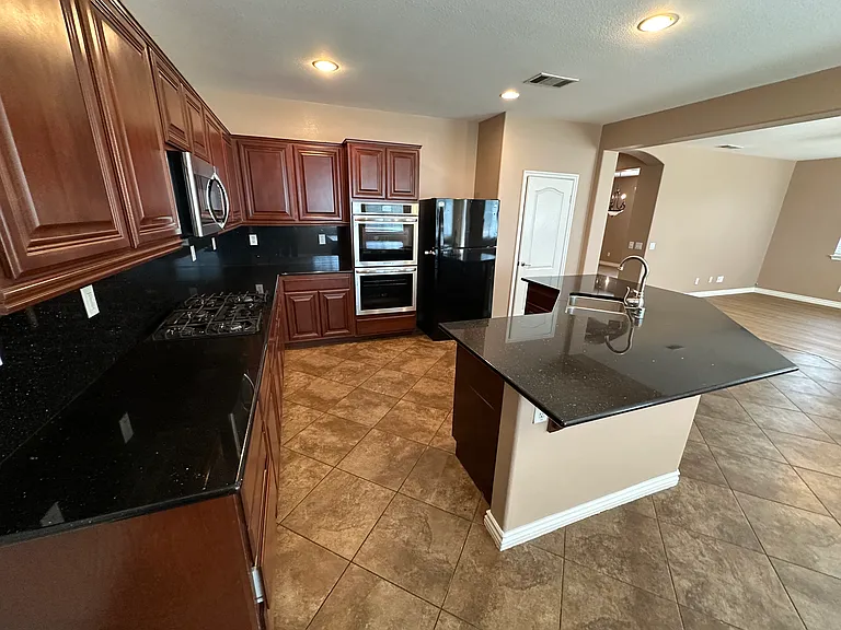 12781 Wine Cellar Ct — Photo 10