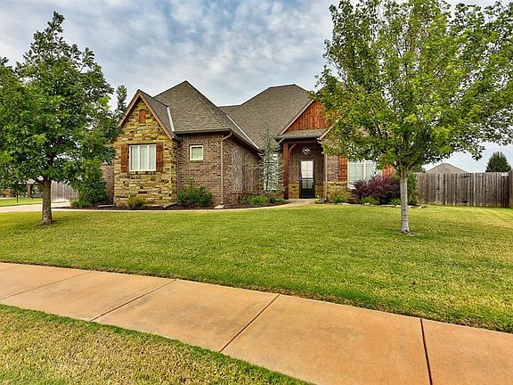 3rd image of 321 John Wedman Blvd