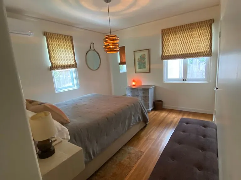 112 E Summer St — Photo 14