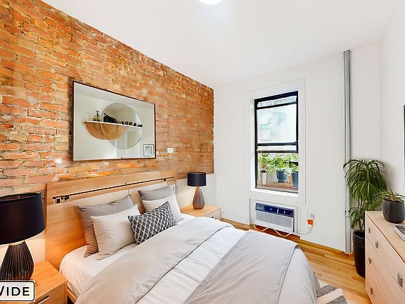 2nd image of 419 E 73rd St #5AB