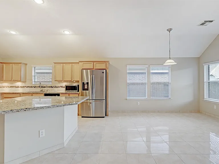 19103 Golden Heath Ln — Photo 10