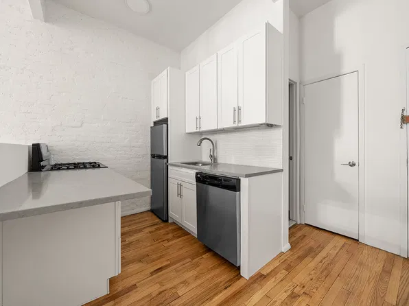 339 3rd Street #1B, photo 2