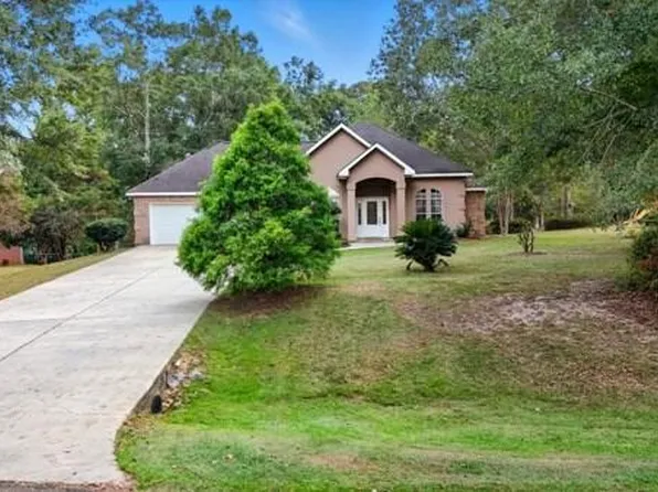 22 Running Stream Dr, Carriere, MS 39426