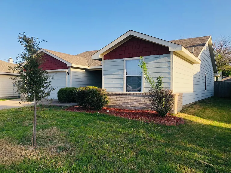9605 Woodrow Wilson Dr — Photo 3
