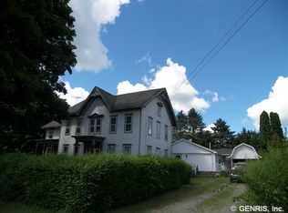 4469 N Creek Rd, Palmyra, NY 14522