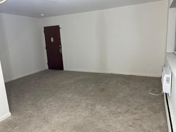 1100 Tyson Ave APT A6