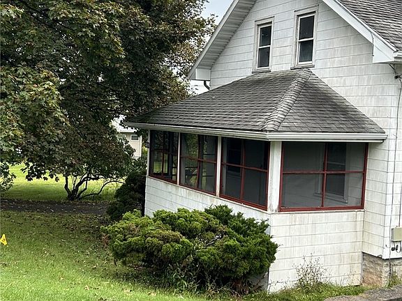 3rd image of 1709 Lehigh Station Rd