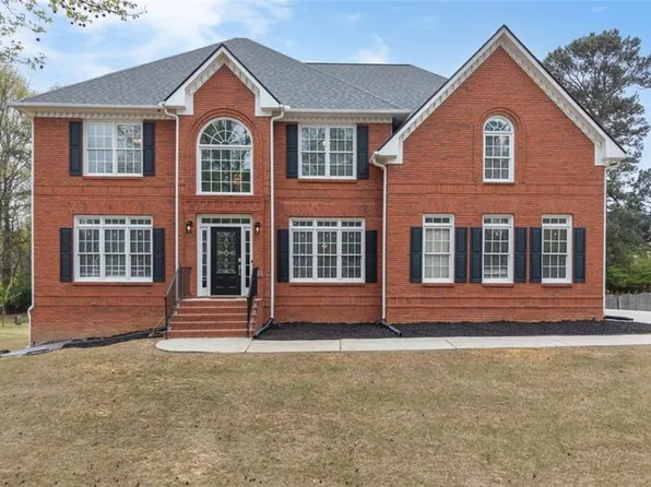 4392 Chatuge Dr, Buford, GA 30519