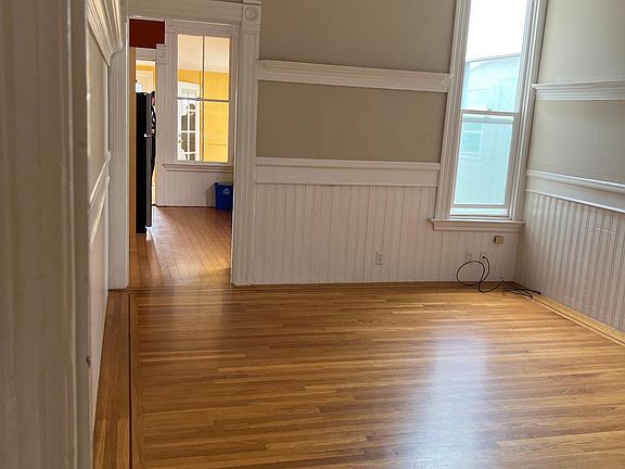 2nd image of 189 Precita Ave