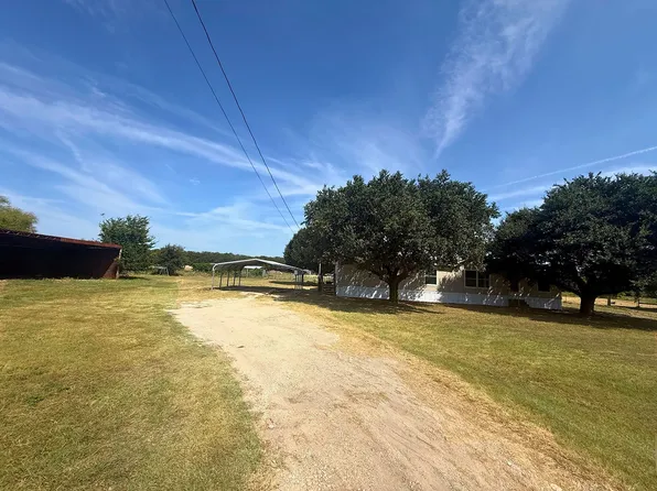 373 Wildbird Ln, Axtell, TX 76624