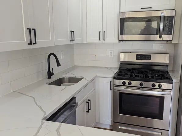 (undisclosed Address), Arverne, NY 11692