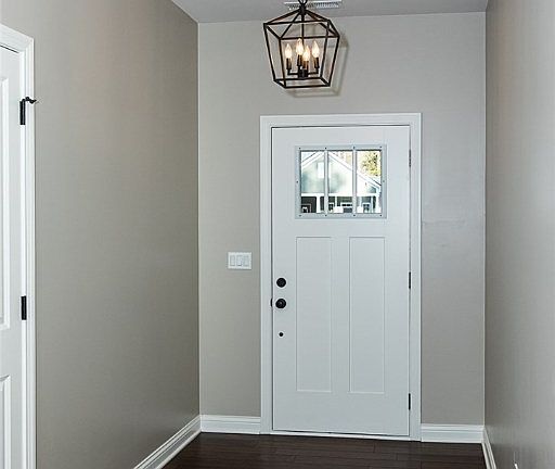4th image of 1621 Pine Valley Way