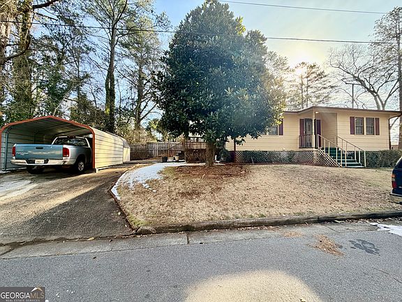 5th image of 110 Valley St