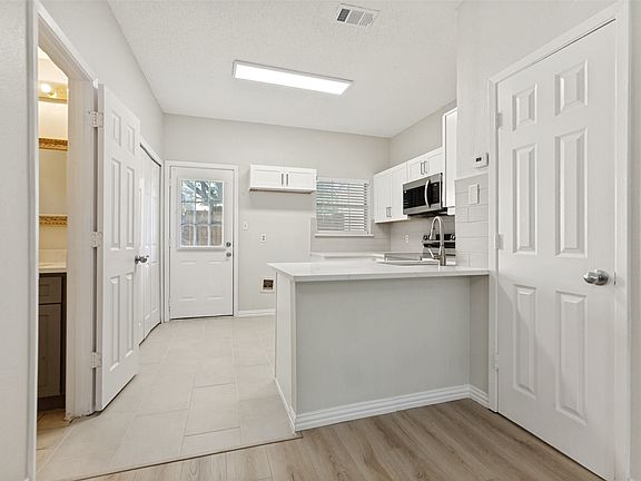 5th image of 3801 14th St APT 2301
