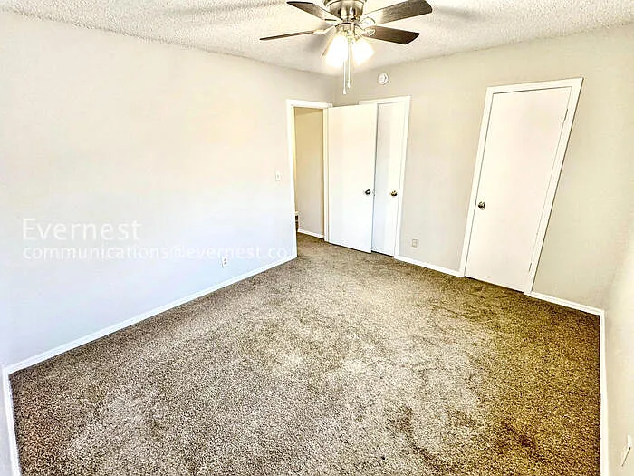 1756 S Pine Ave — Photo 22