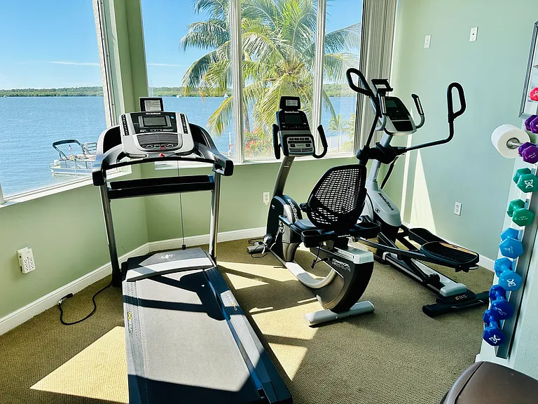 8800 Bay Pines Blvd #404 — Photo 3