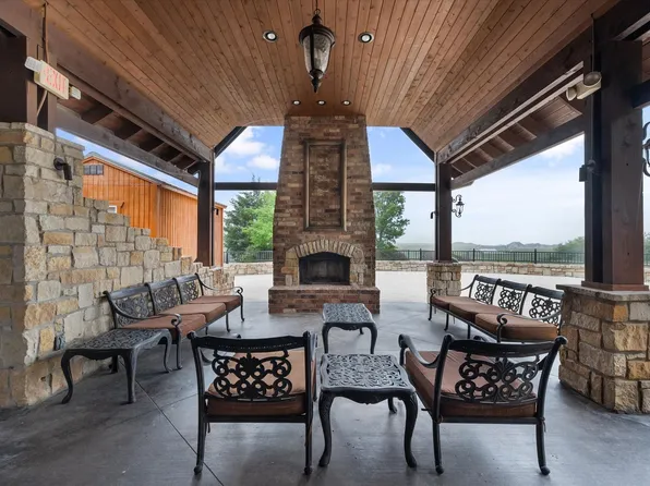 1007 Canterbury Ln, Forney, TX 75126