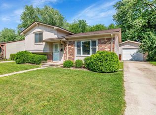 632 John Rolfe Dr, Monroe, MI 48162