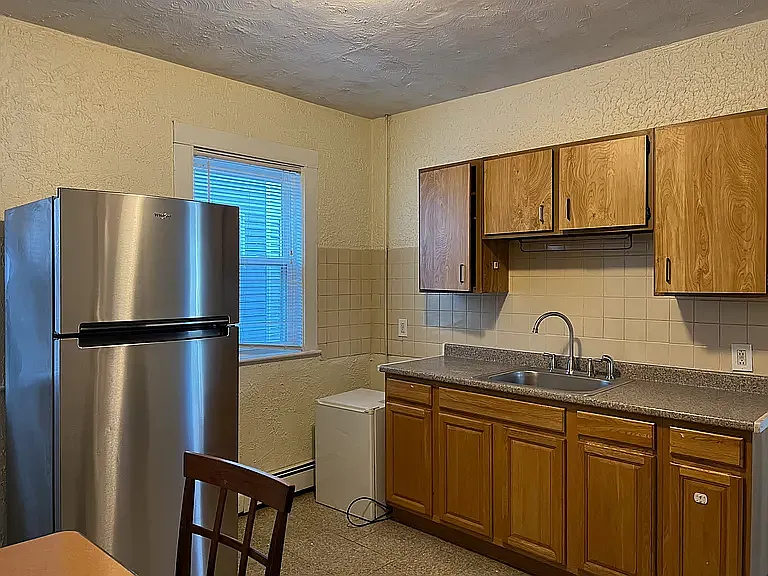 34 Cameron St #2