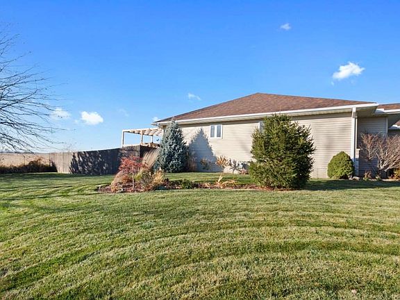 4th image of 1415 Blacktail Ln