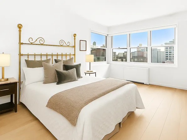 20 East 9th Street image 17 of 38