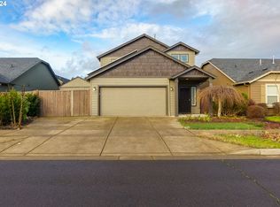 1879 Adelman Loop, Eugene, OR 97402