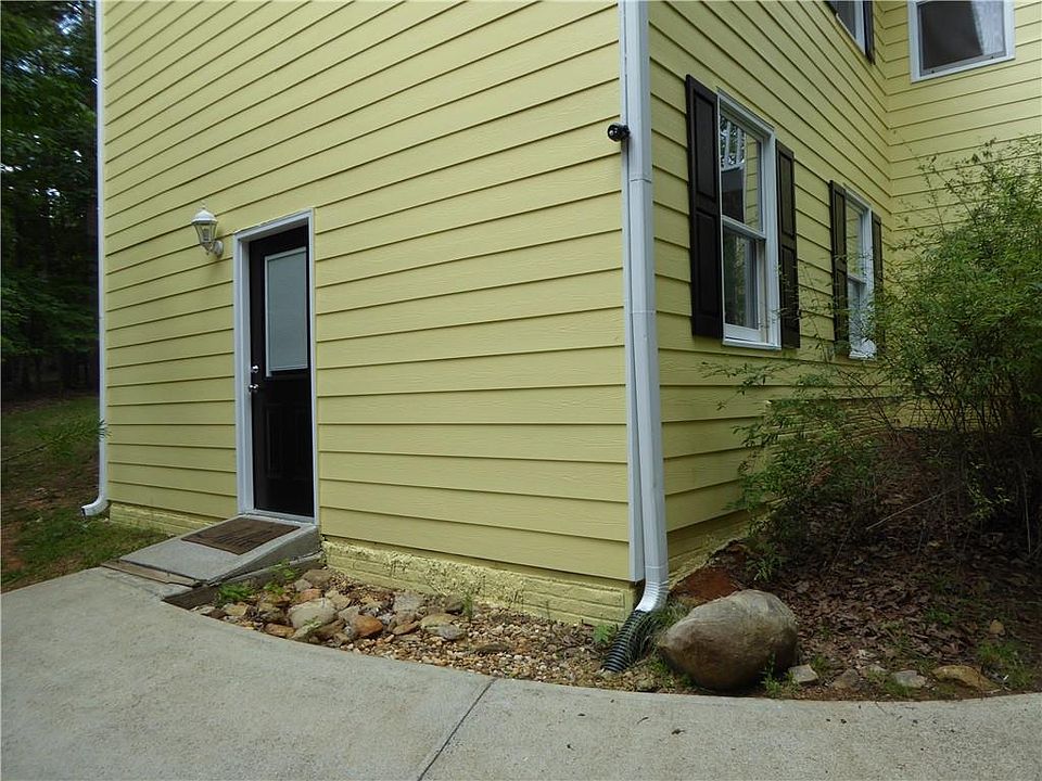 1st image of 101 Cherry Ct