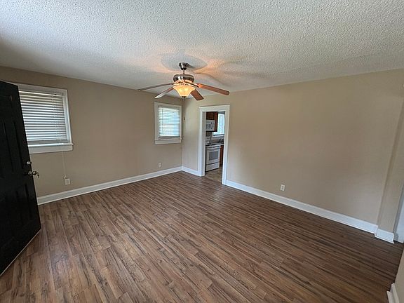 2nd image of 202 Cadillac St
