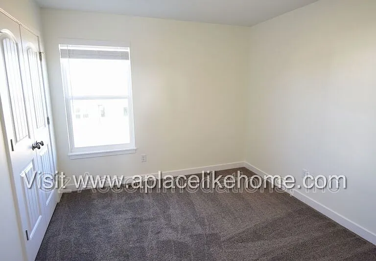 4008 NW 95th Ter — Photo 19