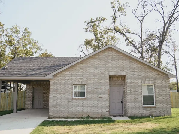 1041 Hillburn Dr, West Tawakoni, TX 75474