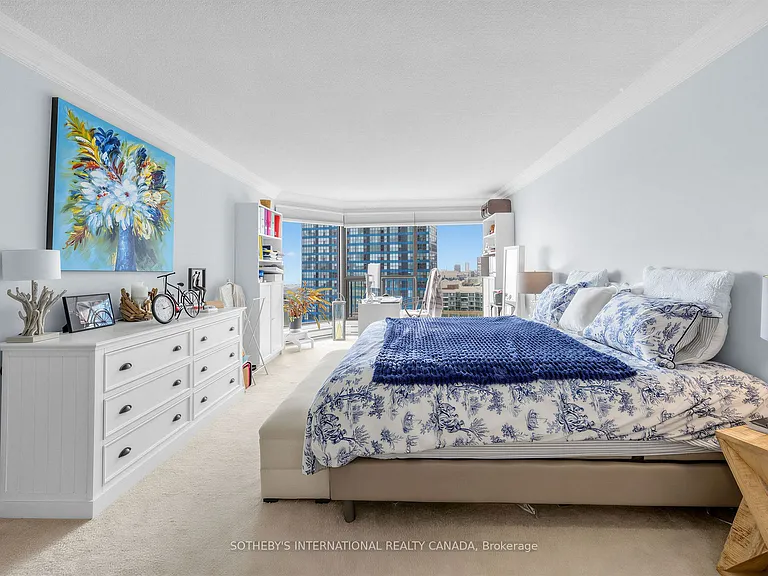 65 Harbour Sq #2104 — Photo 20