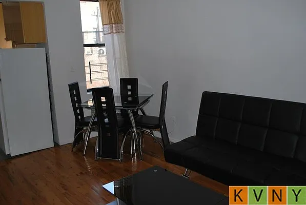 Rented by KVNY Soho | media 39