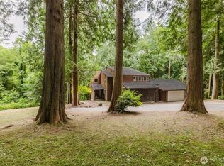 8565 Phillips Rd SE, Pt Orchard, WA 98367