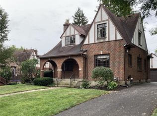 10 Monteray Rd, Dayton, OH 45419