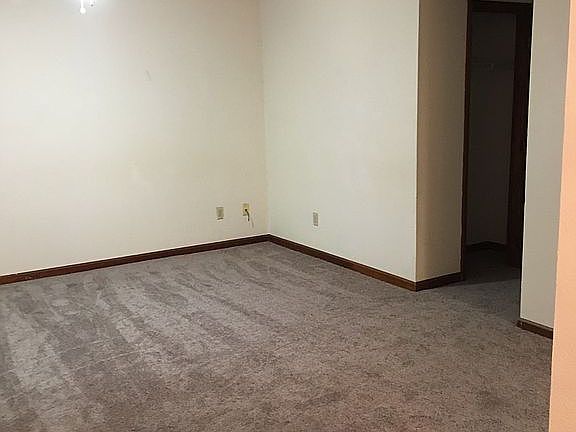 3rd image of 3202 Ginger Dr