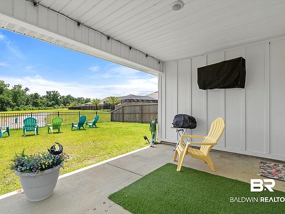 3rd image of 8658 Summer Bay Ln