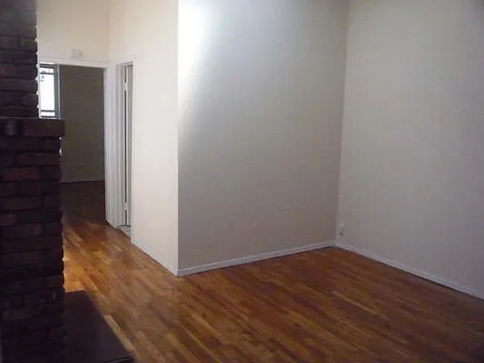 Rented by Picture Realty Inc. | media 38