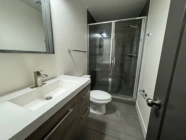 646 N 10th Ave #B11 — Photo 13