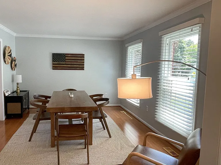 502 Clagett St SW — Photo 3