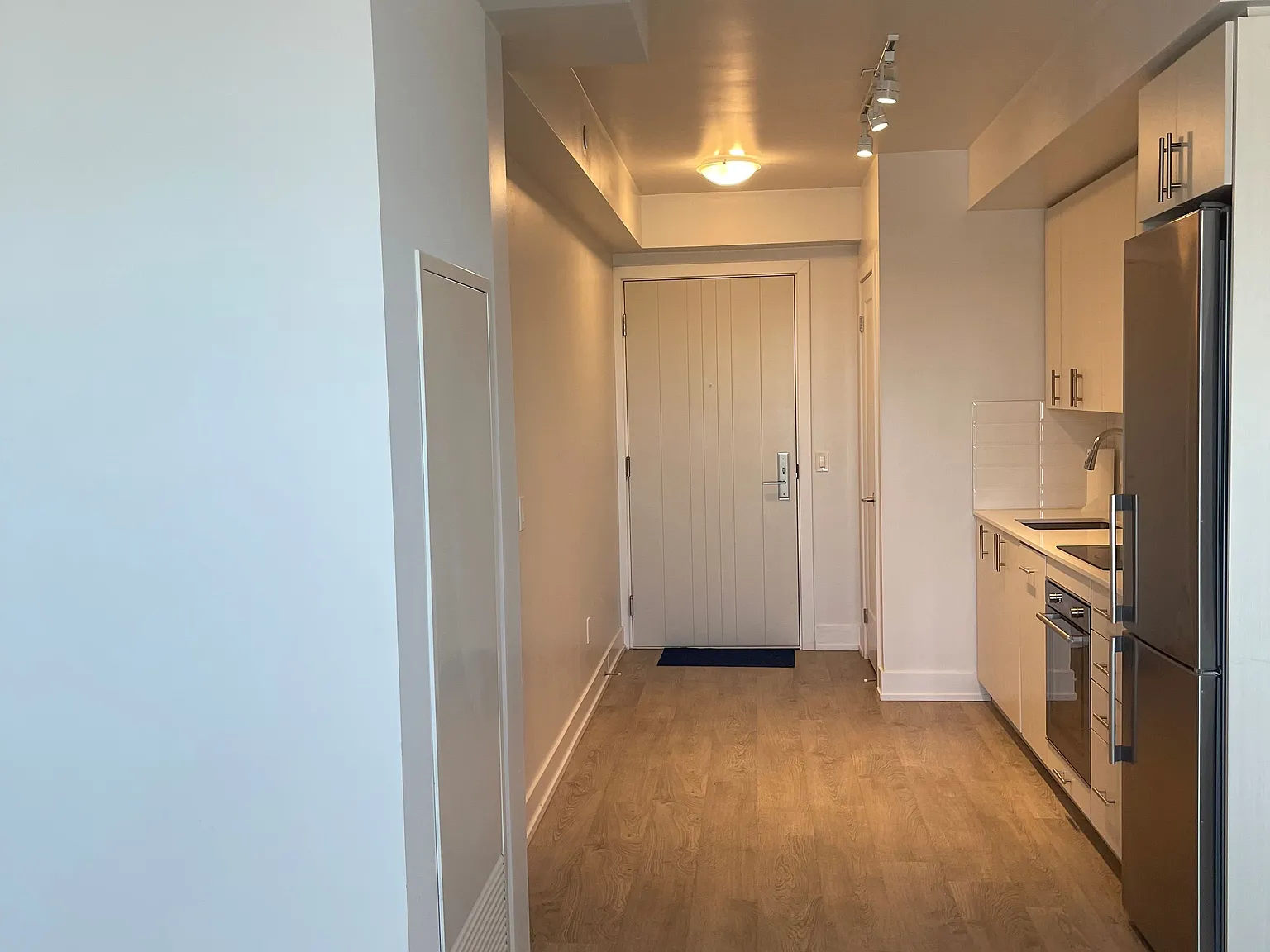 1 bed, $1,900 — Photo 2