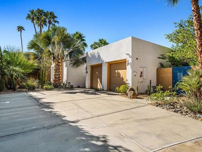 1911 Torchlight Ln, Palm Springs, CA, 92264